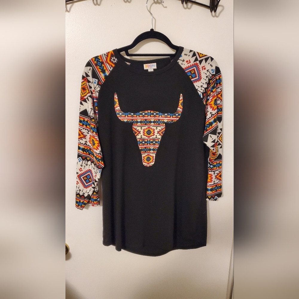 Lularoe Long Sleeve Southwestern Skull L